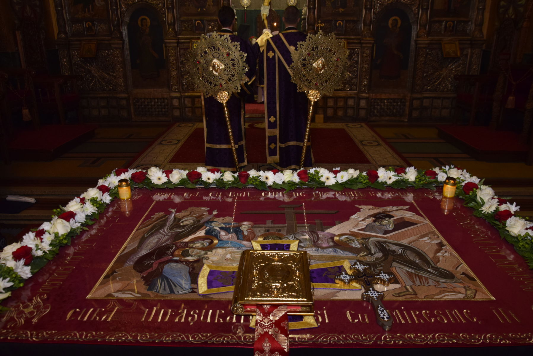 „In mormant, Viata…”, Denia Prohodului Domnului, Catedrala Mitropolitana, Cluj-Napoca