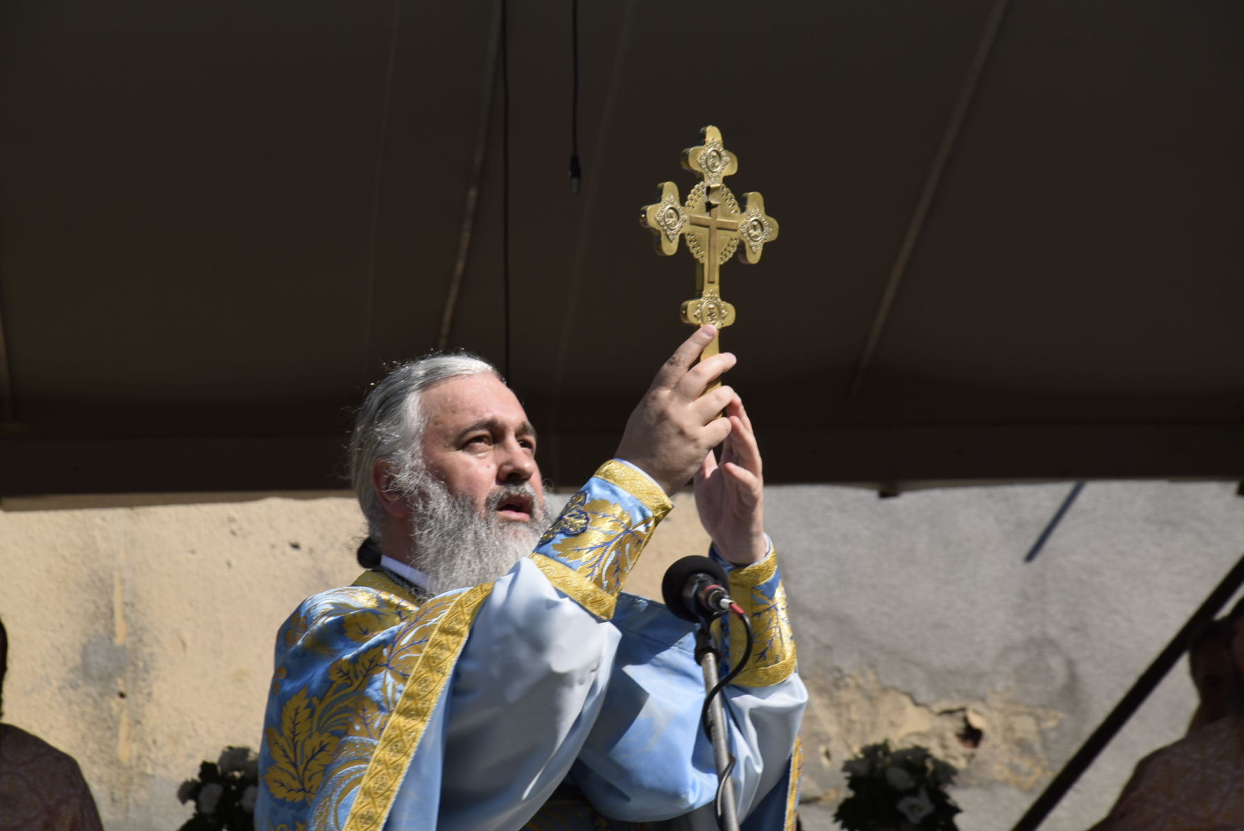 Dumnezeiasca Liturghie si Parastas, Manastirea Nicula, Cluj