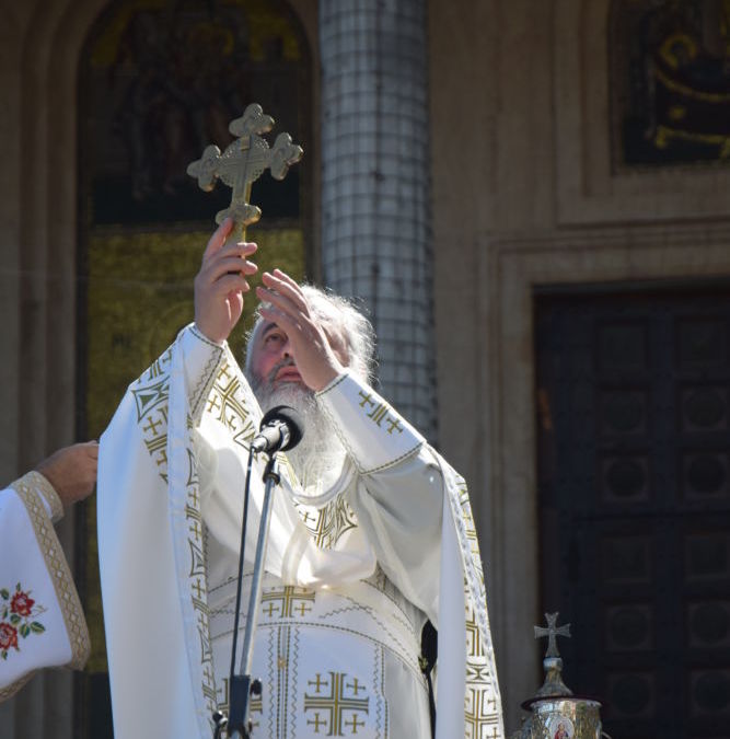 Sfanta Treime… Manastirea Nicula