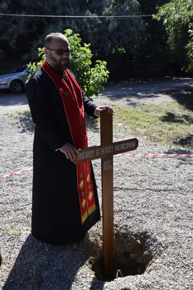 Punerea pietrei de temelie a Bisericii cu hramul Sfantul Sfintitul Mucenic Ciprian, Cluj Napoca