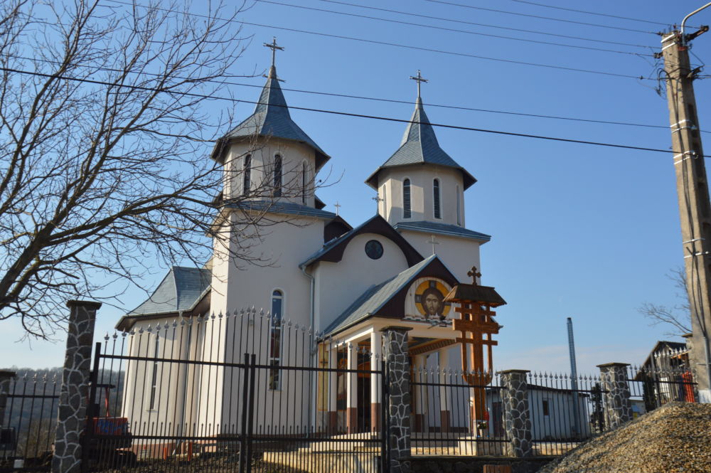 Duminica a 3-a din Post, a Sfintei Cruci, Parohia Ortodoxa Berchiesu, Jud. Cluj