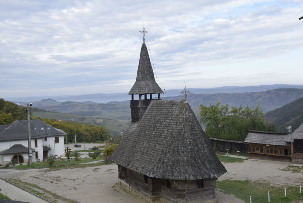 Duminica a 20-a dupa Rusalii, Parastas pentru doi stareti ai Manastirii Nicula, Cluj
