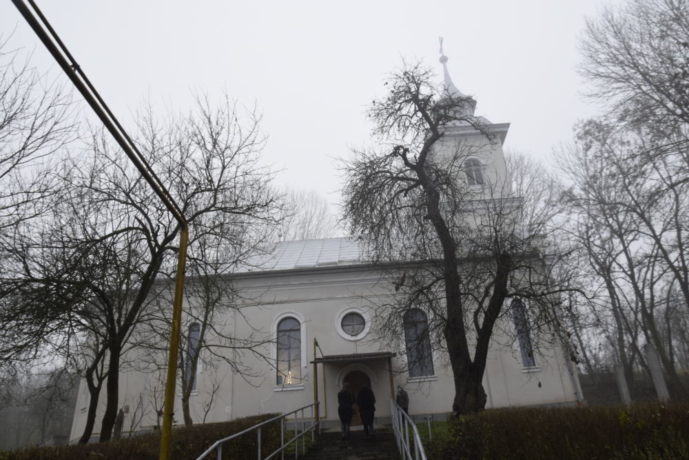 Intrarea in Biserica a Maicii Domnului, Hramul Parohiei Fundatura, Cluj