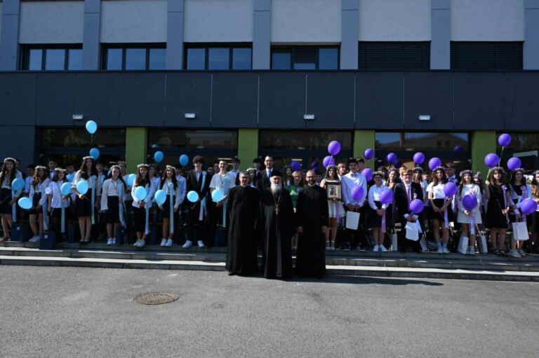 Festivitatea de absolvire a clasei a VIII-a, Colegiul „Mitropolitul Nicolae Colan” Cluj-Napoca