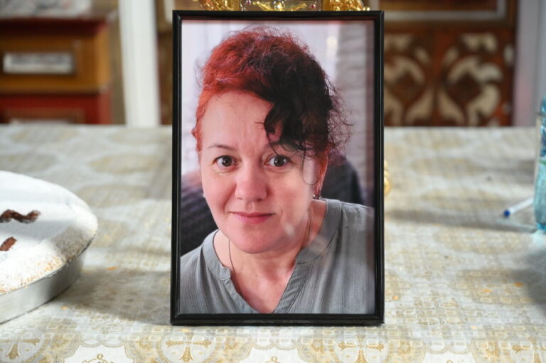 Inmormantarea Credincioasei Maria Victoria Moldovan, Parohia Rebrisoara, Bistrita-Nasaud