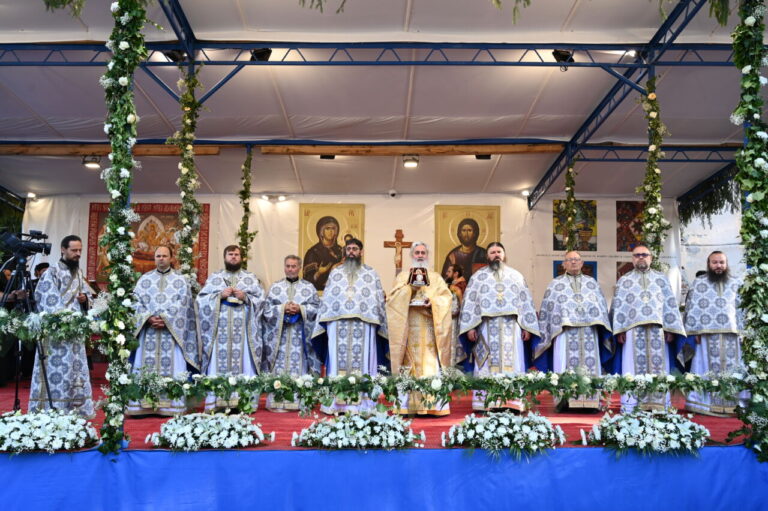 Inaintepraznuirea Adormirii Maicii Domnului, Manastirea Nicula, Cluj