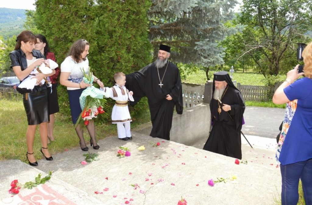 Botezul pruncului Emanuel Ovidiu Vaida, Parohia Muncel, jud. Cluj